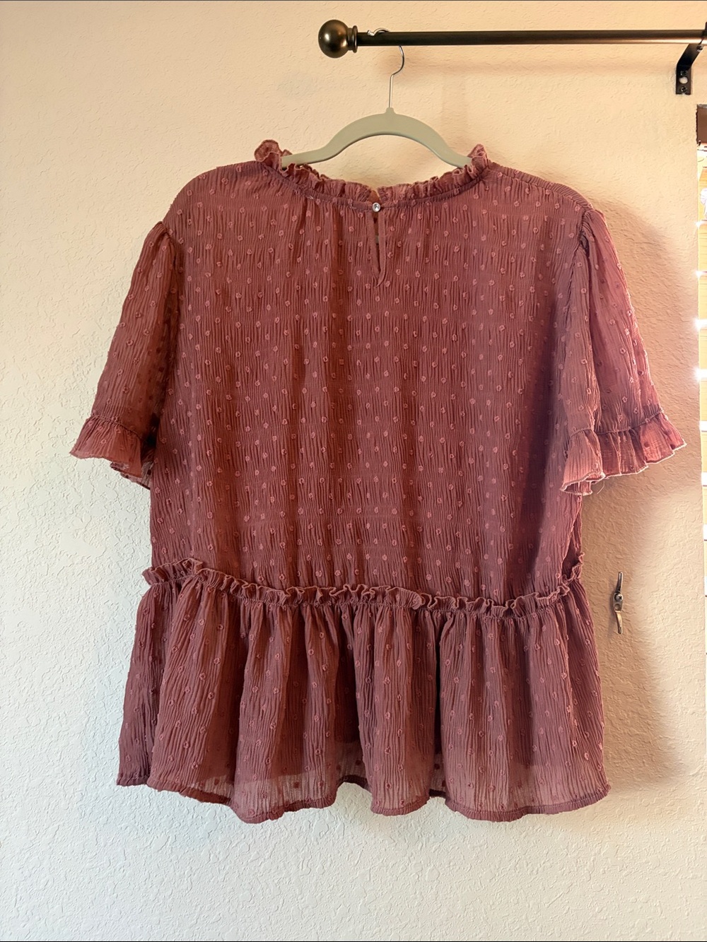 Blu Pepper Ruffle Blouse Size Large - Picture 5 of 8